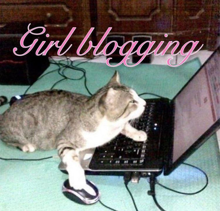 Girl blogging